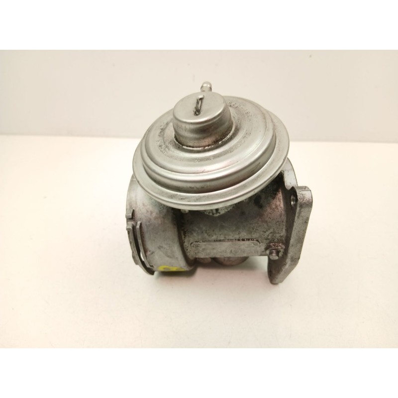 Recambio de valvula egr para mercedes-benz clase c (w203) c 220 cdi (203.006) referencia OEM IAM A6110900754  