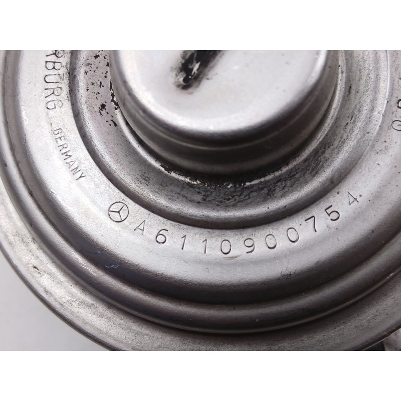 Recambio de valvula egr para mercedes-benz clase c (w203) c 220 cdi (203.006) referencia OEM IAM A6110900754  