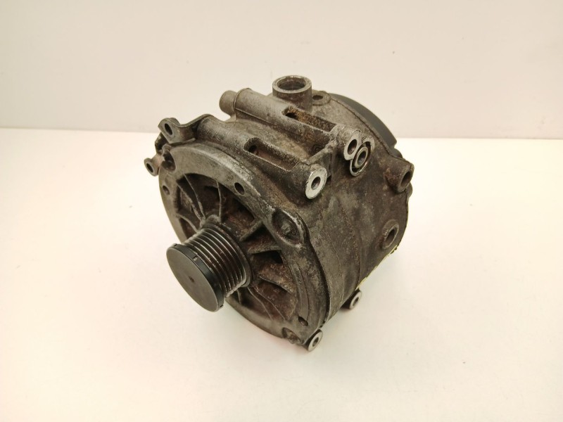 Recambio de alternador para mercedes-benz clase c (w203) c 220 cdi (203.006) referencia OEM IAM A0001502550  