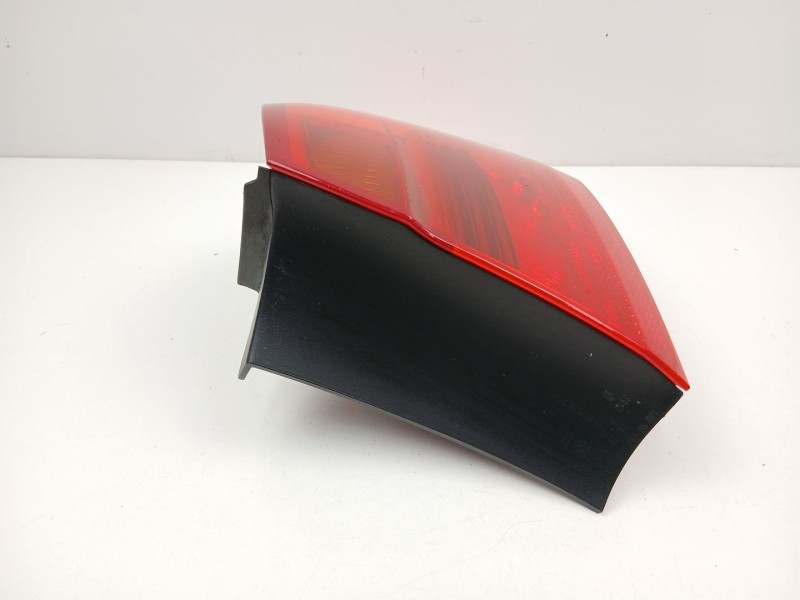 Recambio de piloto trasero derecho para bmw 3 (e90) 320 i referencia OEM IAM 6937458  