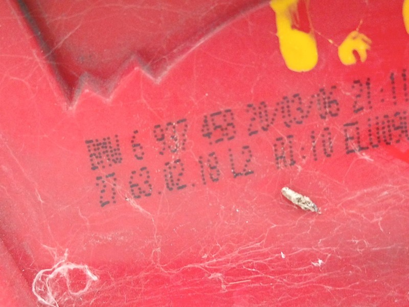 Recambio de piloto trasero derecho para bmw 3 (e90) 320 i referencia OEM IAM 6937458  