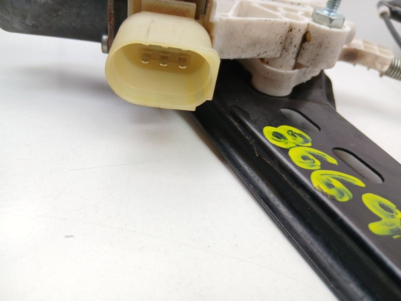 Recambio de elevalunas delantero izquierdo para bmw 3 (e90) 320 i referencia OEM IAM 51337140587  