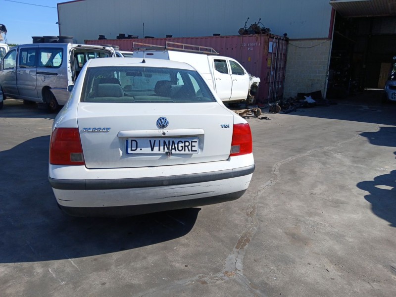 volkswagen passat b5 (3b2) del año 1999