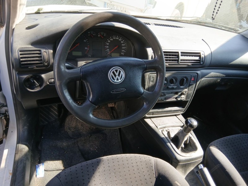 volkswagen passat b5 (3b2) del año 1999