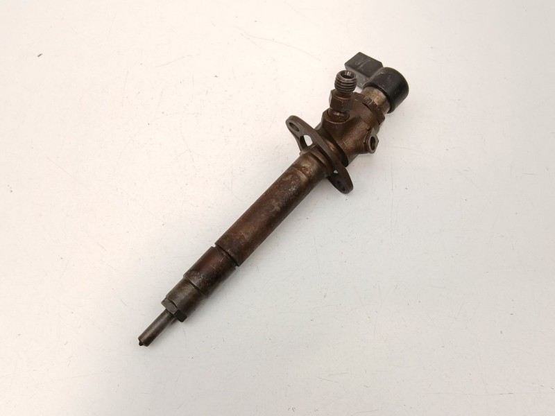Recambio de inyector para land rover discovery iii (l319) 2.7 td 4x4 referencia OEM IAM 7H2Q9K546CB  