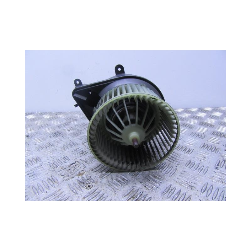 Recambio de motor calefaccion : renault laguna : 1.9 d (97,89cv) [1998] para renault laguna 1.9 d referencia OEM IAM 2387901  