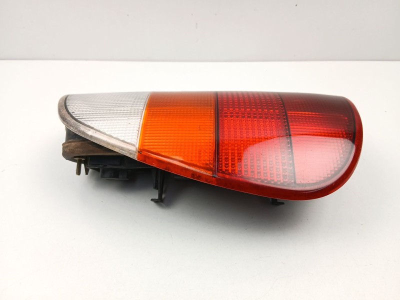 Recambio de piloto trasero derecho para seat inca (6k9) 1.9 d referencia OEM IAM 6K9945096 67723681 