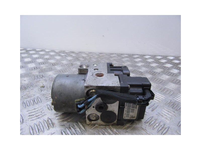 Recambio de abs : nissan almera : 2.2 td 5p [2001] para nissan almera 2.2 td referencia OEM IAM 0265216787  