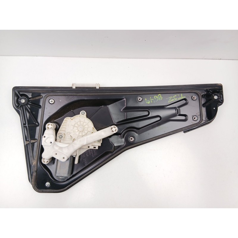 Recambio de elevalunas trasero izquierdo para land rover discovery iii (l319) 2.7 td 4x4 referencia OEM IAM CVH500130  