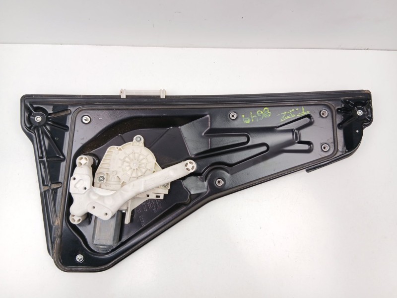 Recambio de elevalunas trasero izquierdo para land rover discovery iii (l319) 2.7 td 4x4 referencia OEM IAM CVH500130  