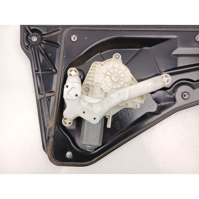 Recambio de elevalunas trasero izquierdo para land rover discovery iii (l319) 2.7 td 4x4 referencia OEM IAM CVH500130  