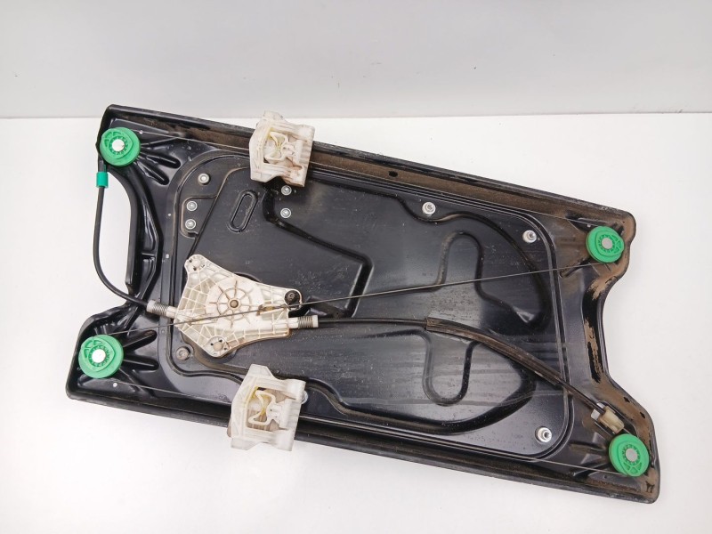 Recambio de elevalunas delantero izquierdo para land rover discovery iii (l319) 2.7 td 4x4 referencia OEM IAM CUH500210  