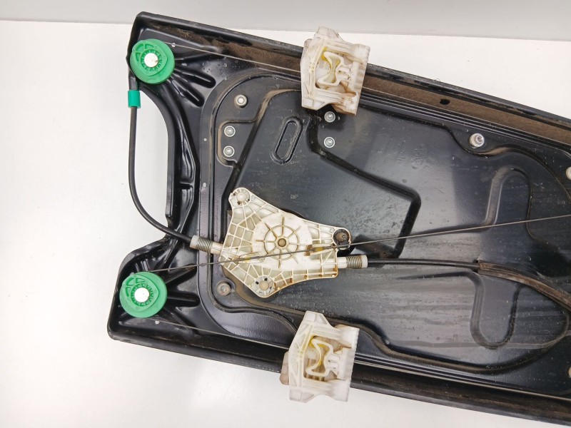 Recambio de elevalunas delantero izquierdo para land rover discovery iii (l319) 2.7 td 4x4 referencia OEM IAM CUH500210  