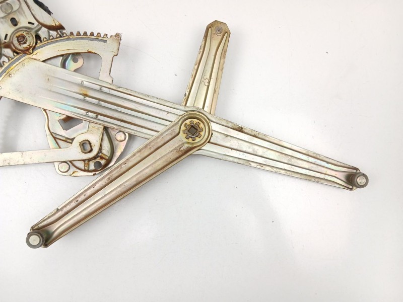 Recambio de elevalunas delantero derecho para peugeot 205 i (741a/c) 1.7 diesel referencia OEM IAM 922270  