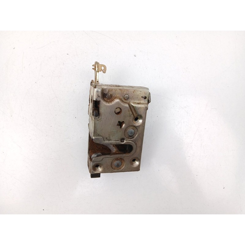 Recambio de cerradura puerta trasera derecha para peugeot 205 i (741a/c) 1.7 diesel referencia OEM IAM 913836  