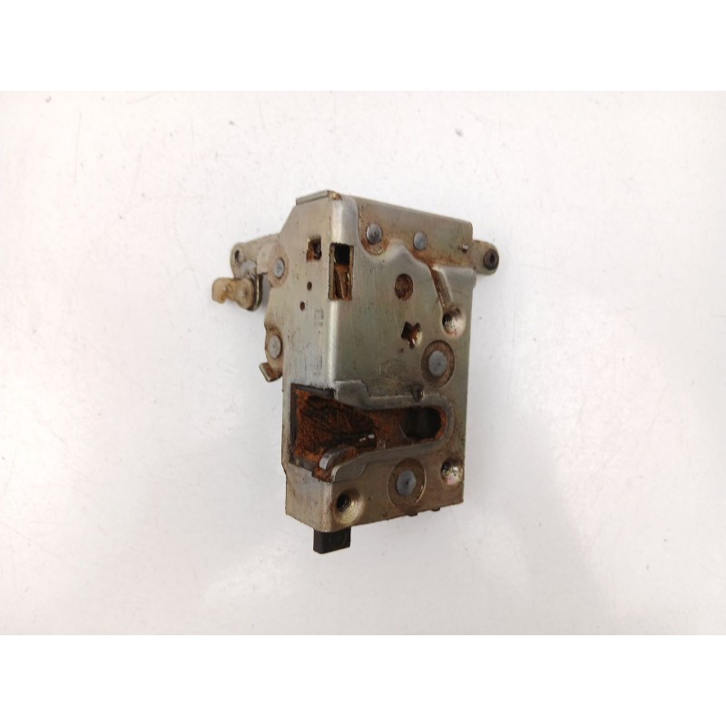 Recambio de cerradura puerta delantera derecha para peugeot 205 i (741a/c) 1.7 diesel referencia OEM IAM 9136A1  