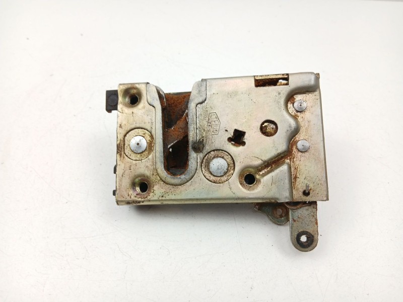 Recambio de cerradura puerta delantera derecha para peugeot 205 i (741a/c) 1.7 diesel referencia OEM IAM 9136A1  