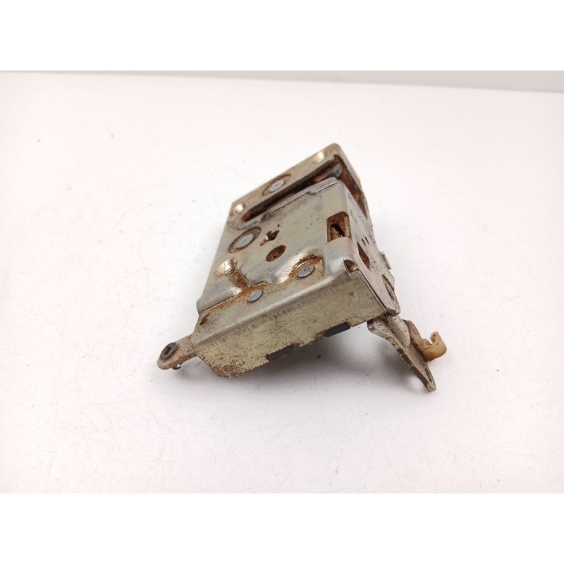 Recambio de cerradura puerta delantera derecha para peugeot 205 i (741a/c) 1.7 diesel referencia OEM IAM 9136A1  