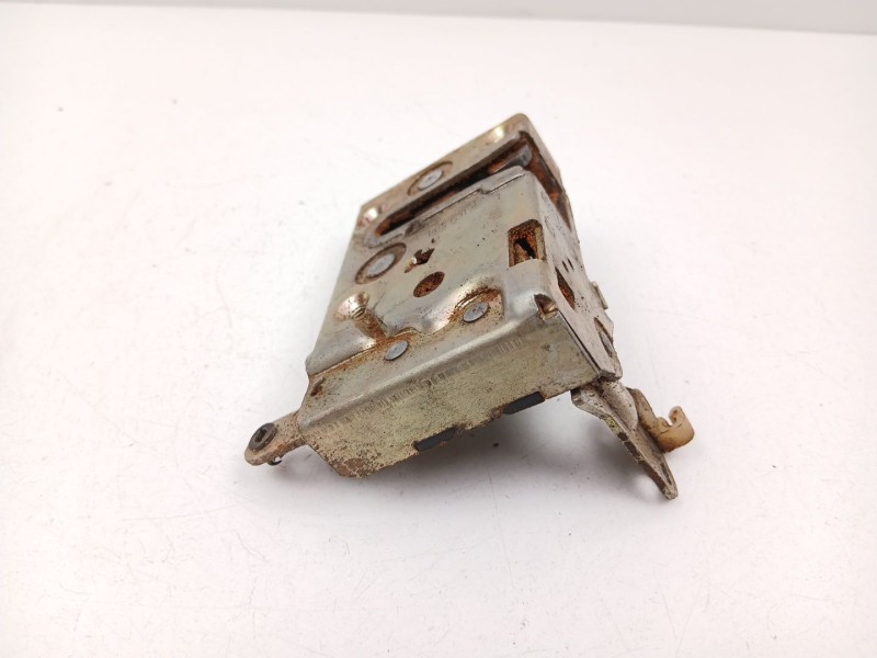 Recambio de cerradura puerta delantera derecha para peugeot 205 i (741a/c) 1.7 diesel referencia OEM IAM 9136A1  