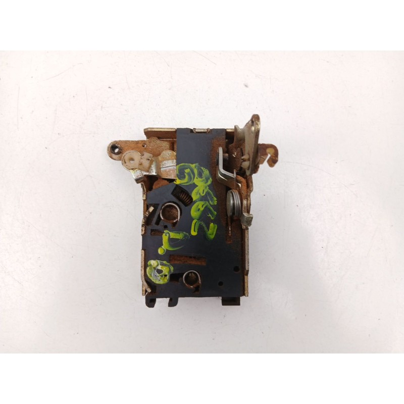 Recambio de cerradura puerta delantera derecha para peugeot 205 i (741a/c) 1.7 diesel referencia OEM IAM 9136A1  