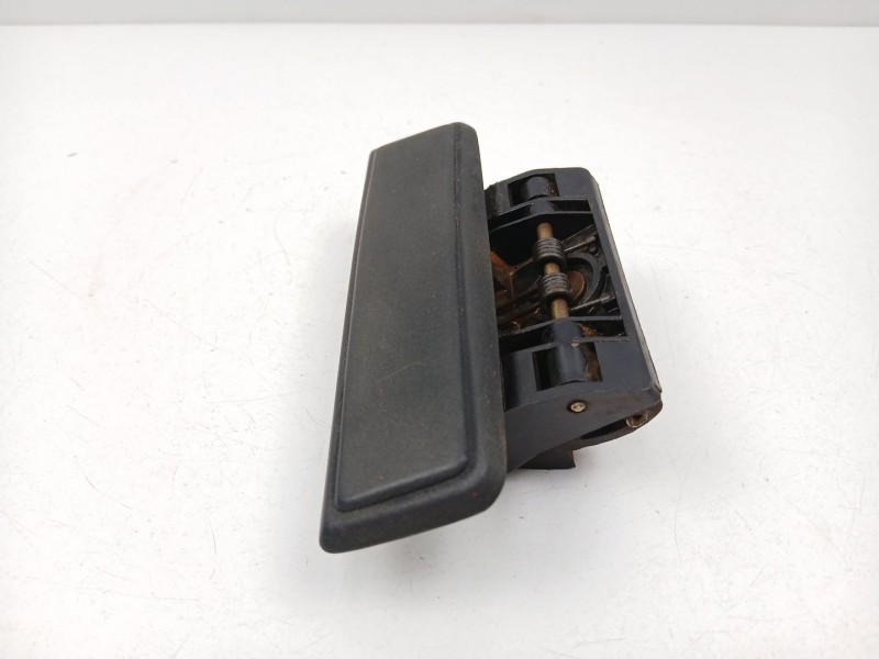 Recambio de manilla trasera derecha para peugeot 205 i (741a/c) 1.7 diesel referencia OEM IAM 910176  