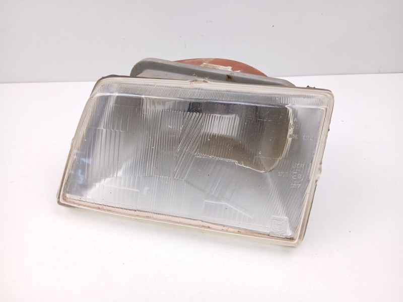 Recambio de faro izquierdo para peugeot 205 i (741a/c) 1.7 diesel referencia OEM IAM 6204A4  