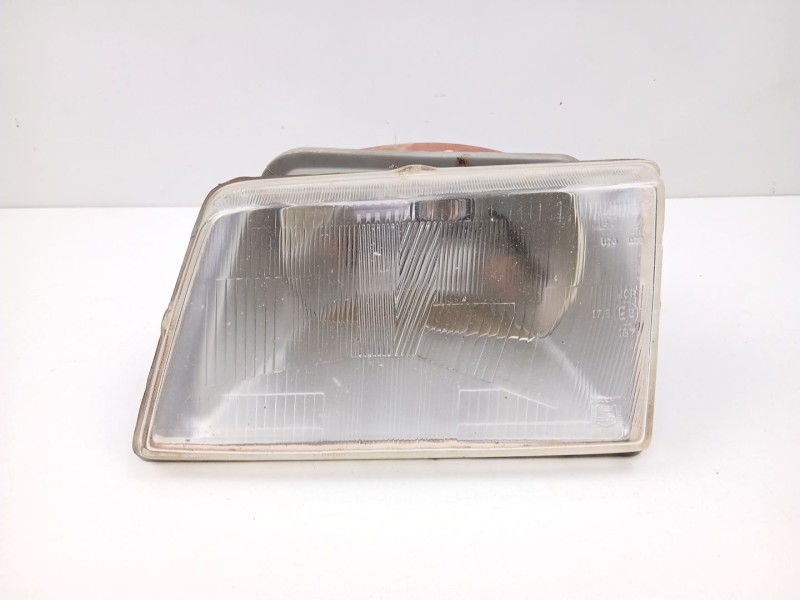 Recambio de faro izquierdo para peugeot 205 i (741a/c) 1.7 diesel referencia OEM IAM 6204A4  