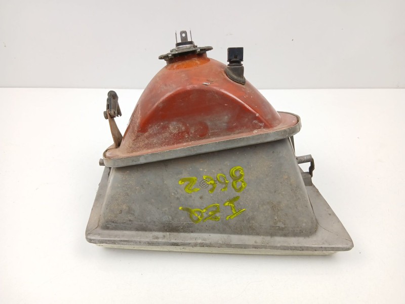 Recambio de faro izquierdo para peugeot 205 i (741a/c) 1.7 diesel referencia OEM IAM 6204A4  