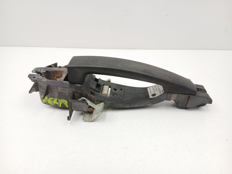 Recambio de manilla delantera izquierda para land rover discovery iii (l319) 2.7 td 4x4 referencia OEM IAM FPH500250  