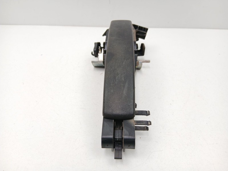 Recambio de manilla delantera izquierda para land rover discovery iii (l319) 2.7 td 4x4 referencia OEM IAM FPH500250  