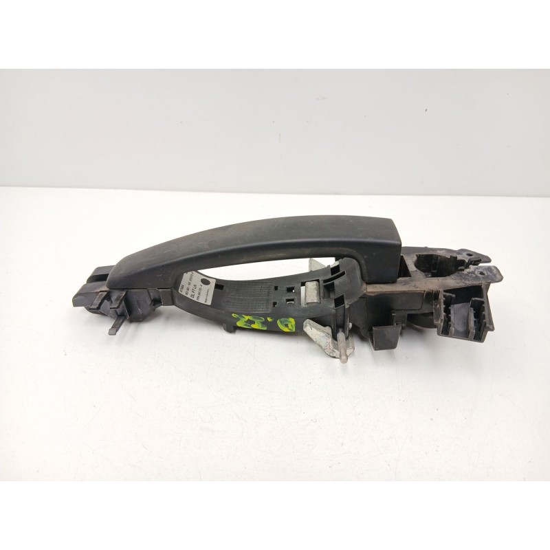 Recambio de manilla delantera izquierda para land rover discovery iii (l319) 2.7 td 4x4 referencia OEM IAM FPH500250  