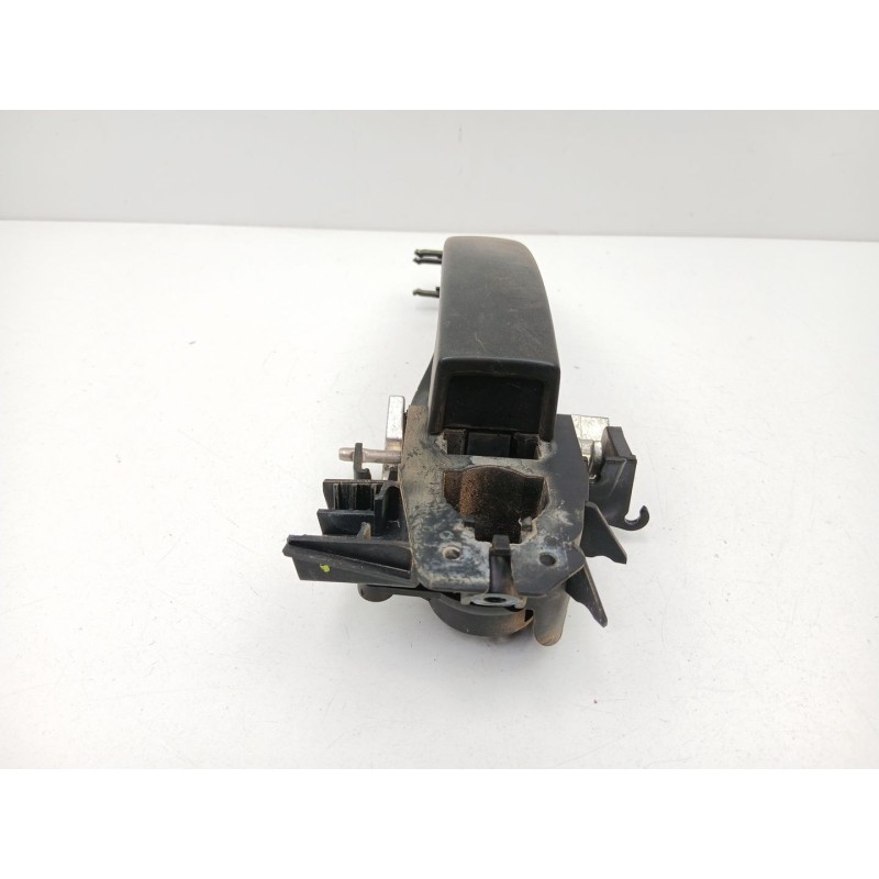 Recambio de manilla delantera izquierda para land rover discovery iii (l319) 2.7 td 4x4 referencia OEM IAM FPH500250  