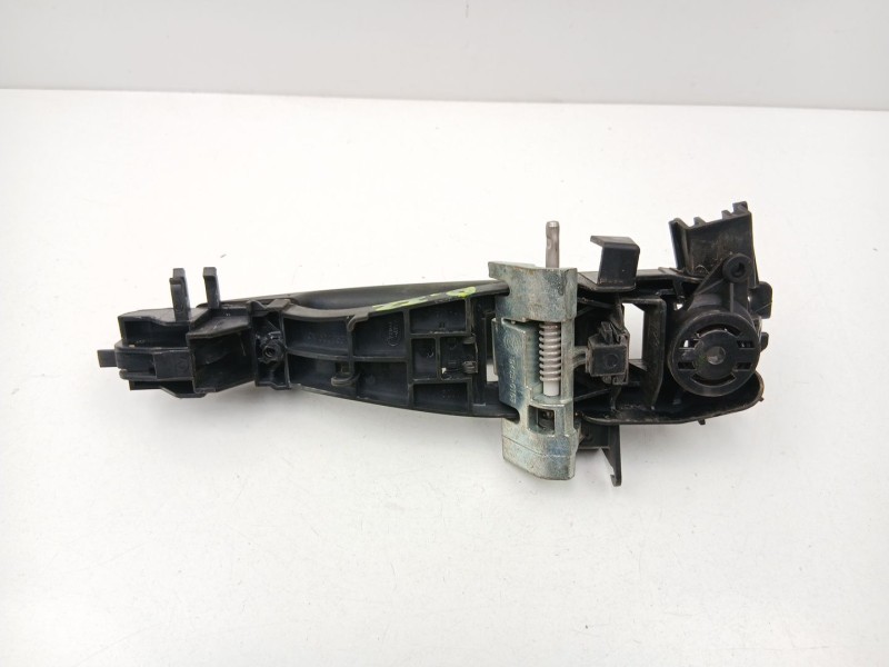Recambio de manilla delantera izquierda para land rover discovery iii (l319) 2.7 td 4x4 referencia OEM IAM FPH500250  
