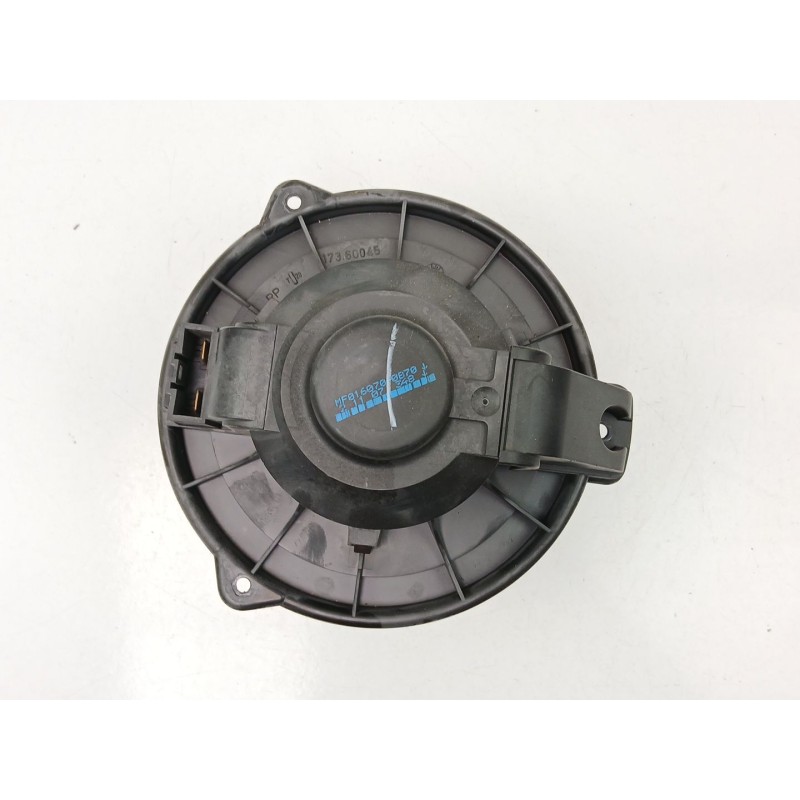 Recambio de motor calefaccion para land rover discovery iii (l319) 2.7 td 4x4 referencia OEM IAM JGC500050  