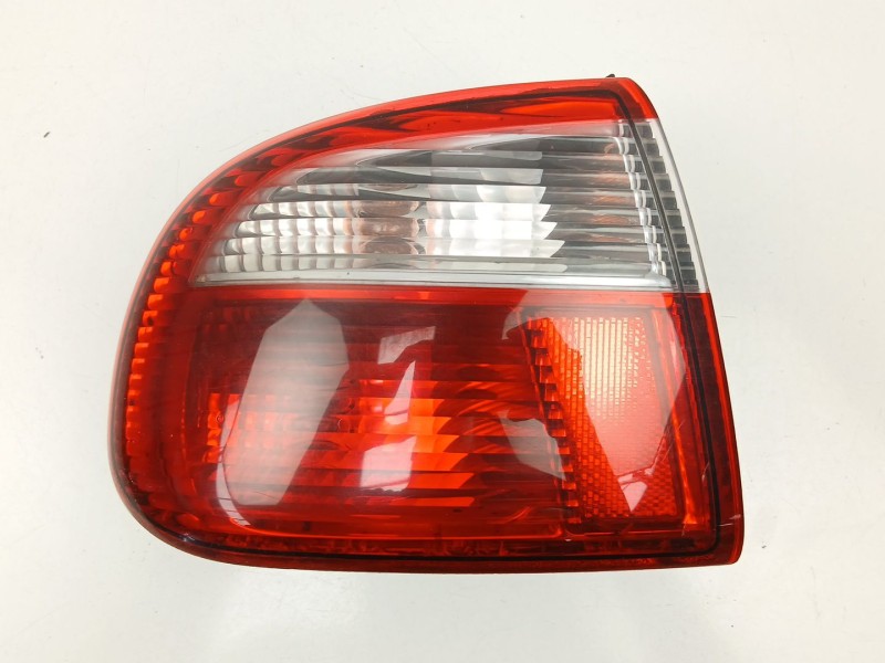 Recambio de piloto trasero izquierdo para seat toledo ii (1m2) 1.9 tdi referencia OEM IAM 1M5945095B  