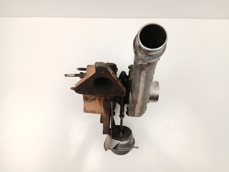 Recambio de turbo para renault master ii furgoneta (fd) 2.5 dci referencia OEM IAM 8200483648 GTB1752V 