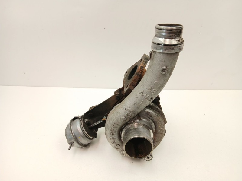 Recambio de turbo para renault master ii furgoneta (fd) 2.5 dci referencia OEM IAM 8200483648 GTB1752V 