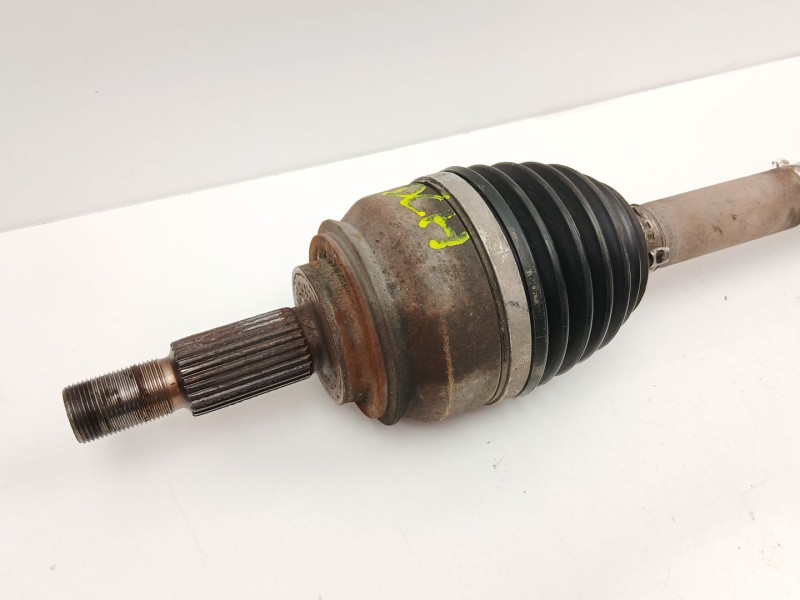 Recambio de transmision delantera derecha para renault scénic ii (jm0/1_) 2.0 dci (jm1k) referencia OEM IAM 8200383708  