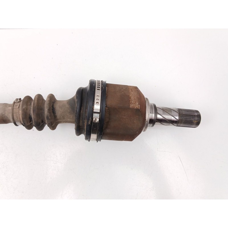 Recambio de transmision delantera izquierda para renault scénic ii (jm0/1_) 2.0 dci (jm1k) referencia OEM IAM 8200383707  