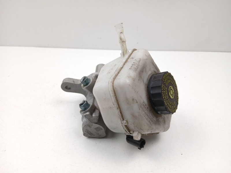 Recambio de bomba de freno para bmw 1 (f20) 118 d referencia OEM IAM 34336851093  
