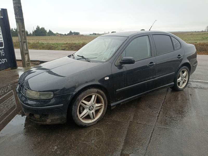 SEAT TOLEDO II (1M2)