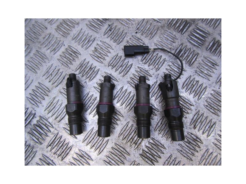 Recambio de inyectores (juego) : ford mondeo : 1.8 d (89,73cv) [2000] para ford mondeo 1.8 d referencia OEM IAM 008R01AA203BTF  