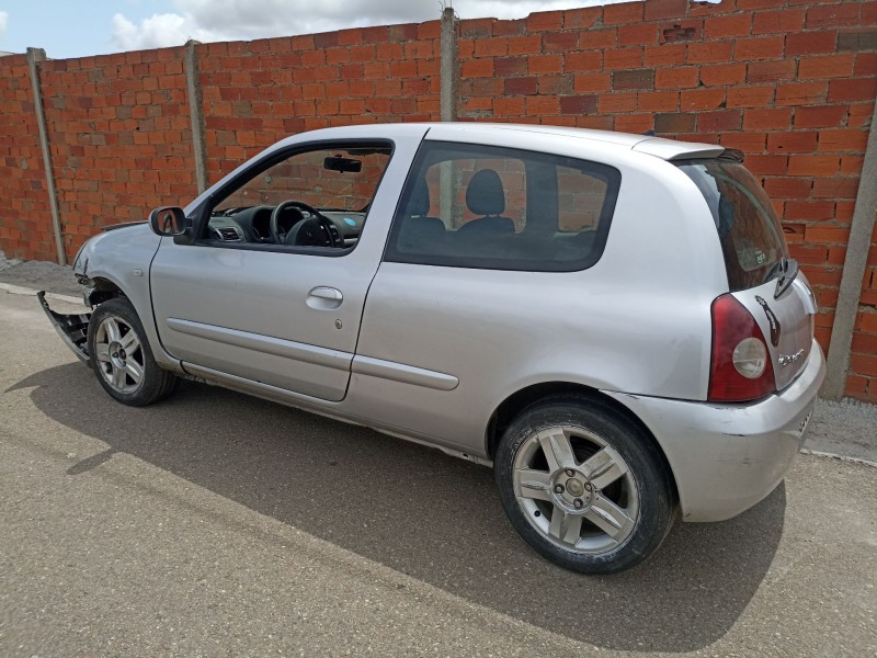 renault clio ii (bb_, cb_) del año 2001