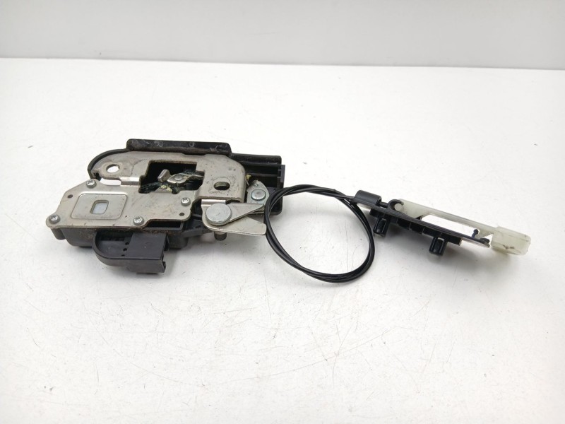 Recambio de cerradura maletero porton para infiniti g sedán 37 referencia OEM IAM 84631JK600  