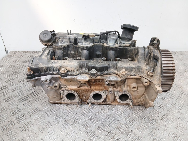 Recambio de culata turbo diesel para land rover discovery iii (l319) 2.7 td 4x4 referencia OEM IAM LR004062  