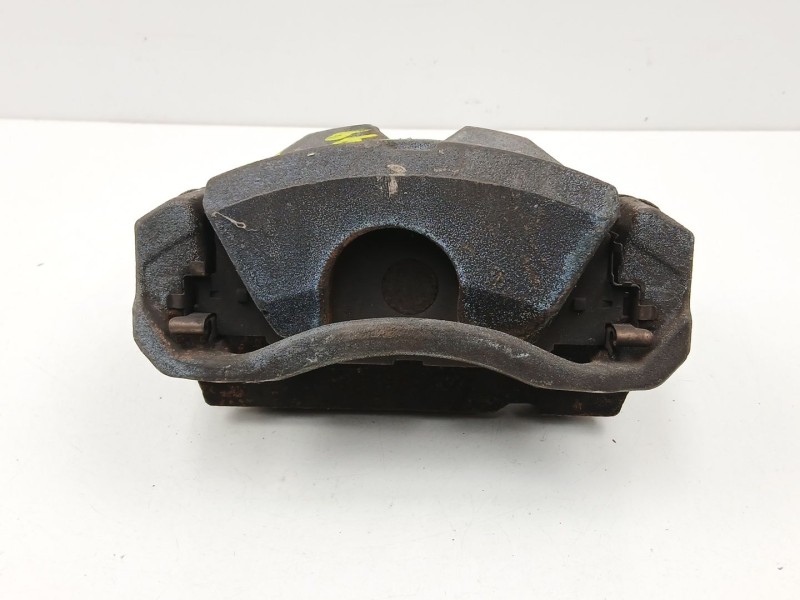 Recambio de pinza freno delantera izquierda para lexus is ii (_e2_) 220d (ale20) referencia OEM IAM 4775053060  
