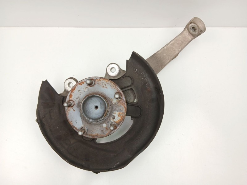 Recambio de mangueta delantera derecha para lexus is ii (_e2_) 220d (ale20) referencia OEM IAM 4320153010  