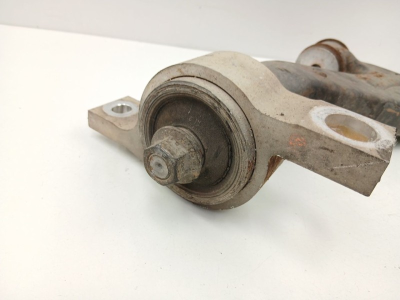 Recambio de brazo suspension inferior delantero derecho para lexus is ii (_e2_) 220d (ale20) referencia OEM IAM 4862053020  