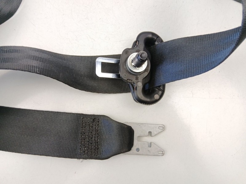 Recambio de cinturon seguridad delantero izquierdo para fiat punto (199_) 1.2 (199axz1a, 199bxz1a) referencia OEM IAM 617492500 