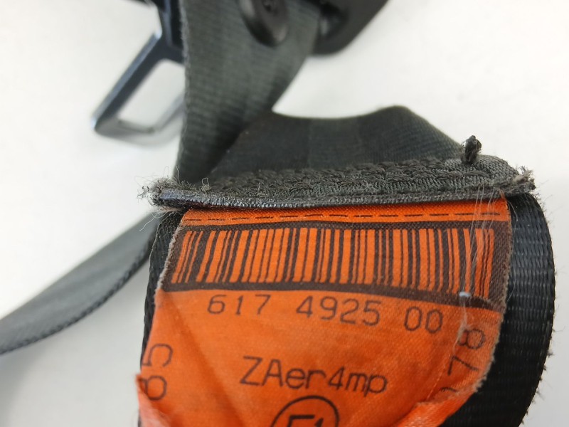 Recambio de cinturon seguridad delantero izquierdo para fiat punto (199_) 1.2 (199axz1a, 199bxz1a) referencia OEM IAM 617492500 